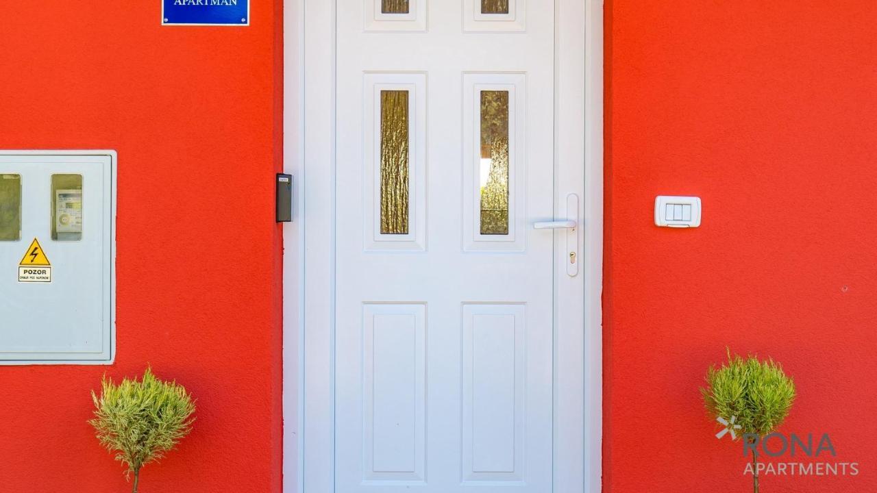 Rona Apartment Denis أوماغ المظهر الخارجي الصورة